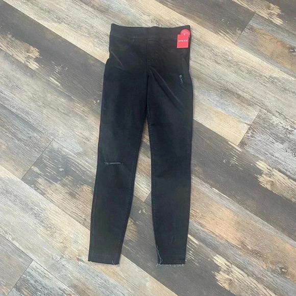 Spanx Women’s XS/TP Vintage Distressed Ankle Skinny Jeans Black Jegging NEW NWT - Picture 1 of 8